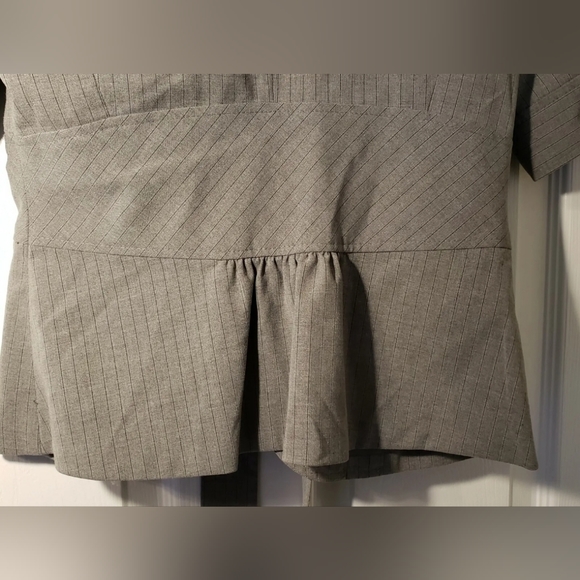 ❤️ THE LIMITED COLLECTION WOMEN'S BLAZER SHORT SLEEVED SIZE SMALL GRAY ❤️ - Picture 7 of 11